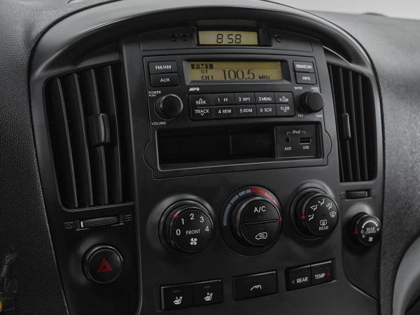 Hyundai Grand Starex, I фото №13