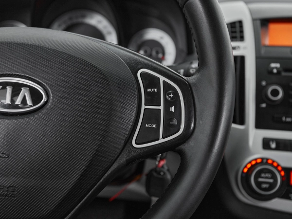 Kia Ceed, I фото №12