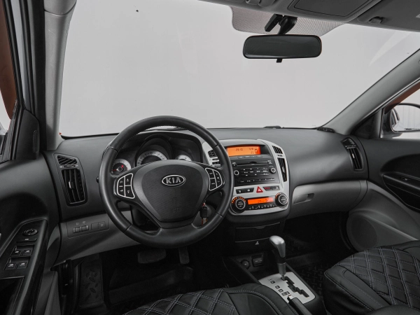 Kia Ceed, I фото №7