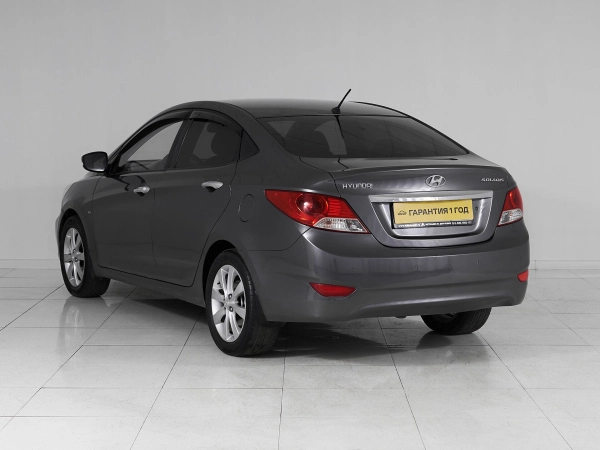 Hyundai Solaris, I фото №4
