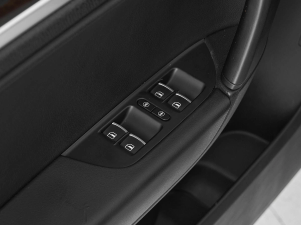 Volkswagen Touareg, II фото №13
