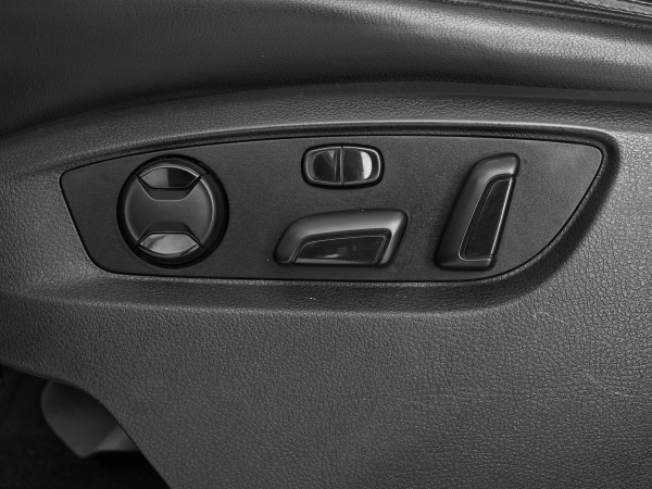 Volkswagen Touareg, II фото №14