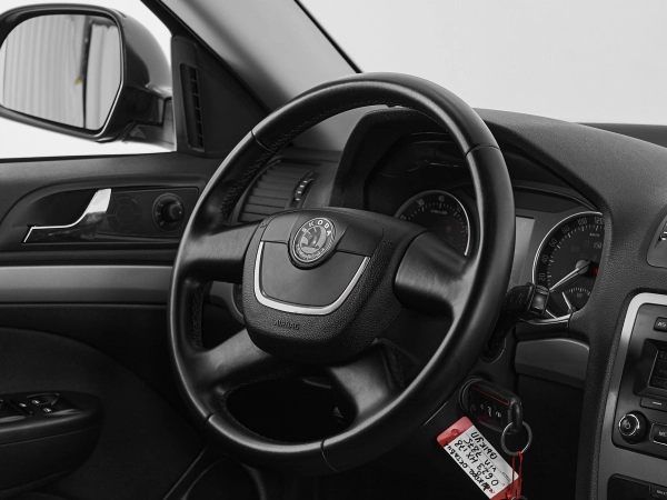 Skoda Octavia, II (A5) Рестайлинг фото №10