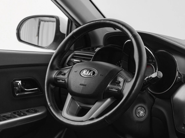 Kia Rio, III фото №10