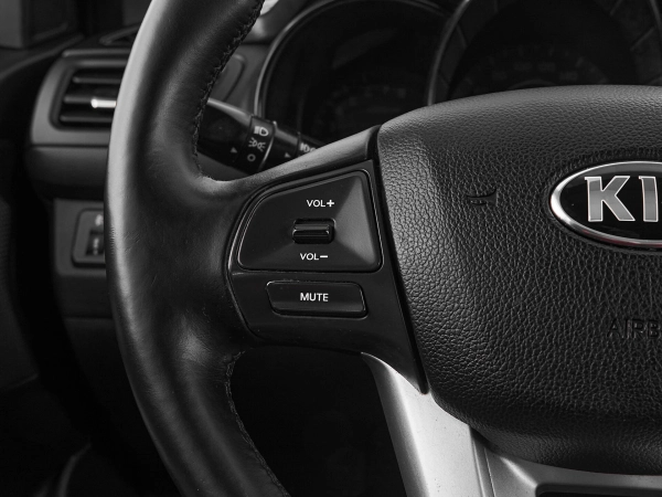 Kia Rio, III фото №11
