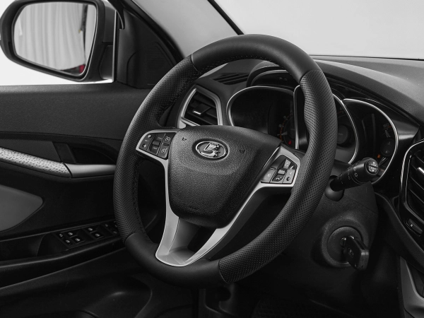 Lada (ВАЗ) Vesta, I фото №10