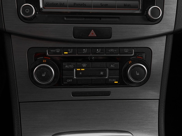 Volkswagen Passat, B7 фото №17