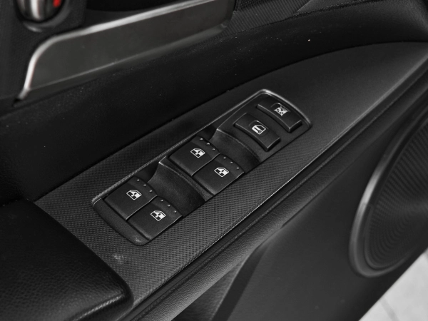 SsangYong Kyron, I Рестайлинг фото №11