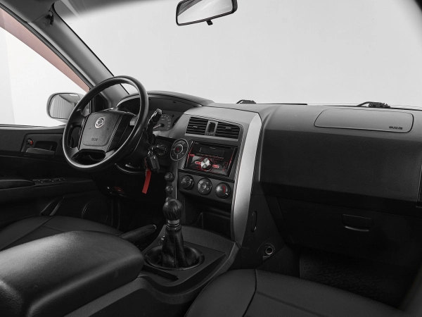 SsangYong Kyron, I Рестайлинг фото №9