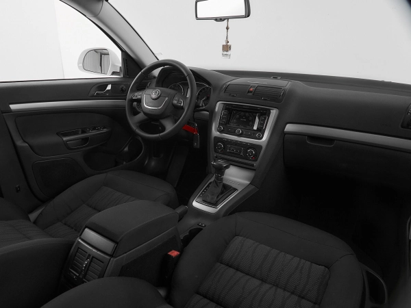 Skoda Octavia, II (A5) Рестайлинг фото №9