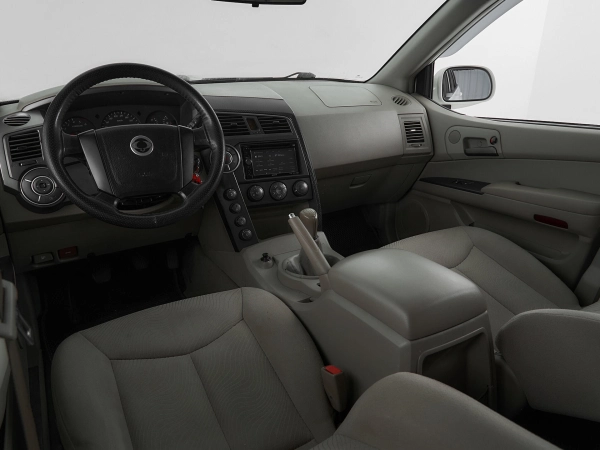 SsangYong Kyron, I Рестайлинг фото №7