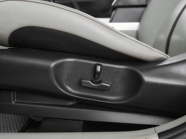 Mazda CX-7, I фото №13