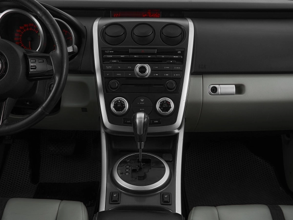 Mazda CX-7, I фото №15