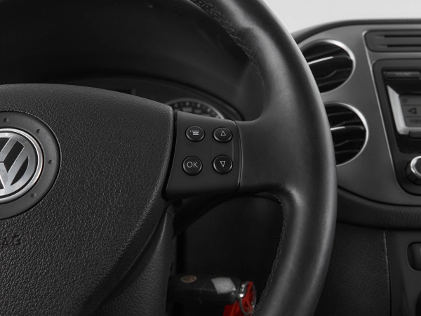 Volkswagen Tiguan, I фото №11