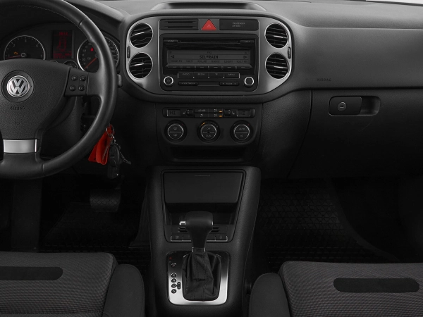 Volkswagen Tiguan, I фото №14