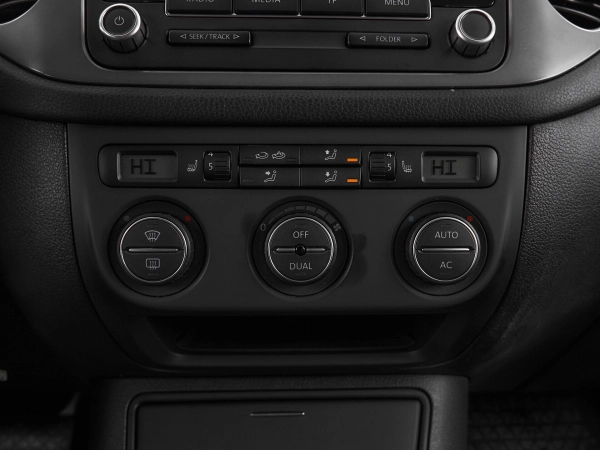 Volkswagen Tiguan, I фото №16