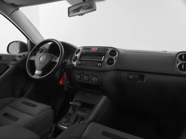 Volkswagen Tiguan, I фото №8