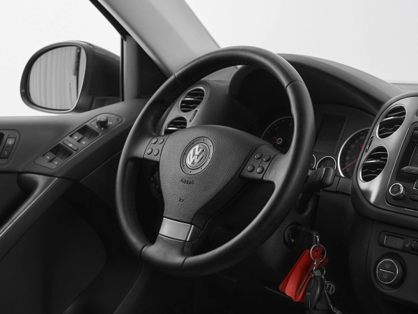 Volkswagen Tiguan, I фото №9