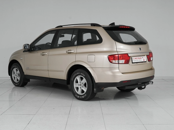 SsangYong Kyron, I Рестайлинг фото №4