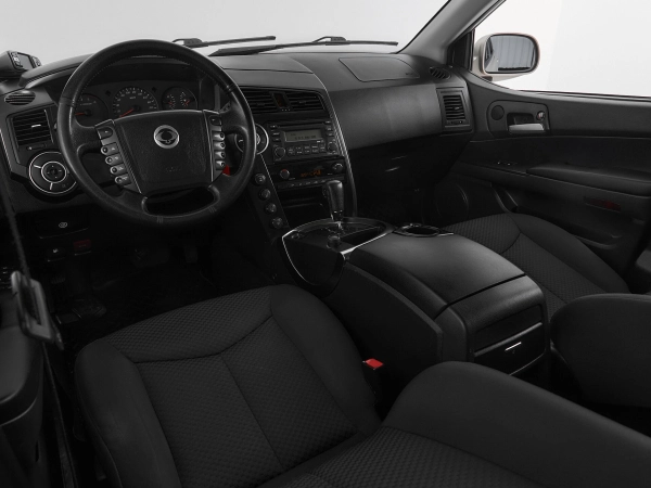 SsangYong Kyron, I Рестайлинг фото №7