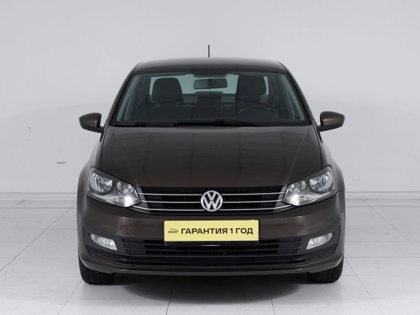 Volkswagen Polo, V Рестайлинг фото №2