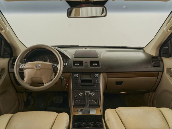 Volvo XC90, I Рестайлинг фото №8