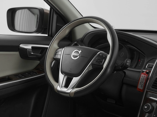Volvo XC60, I Рестайлинг фото №10