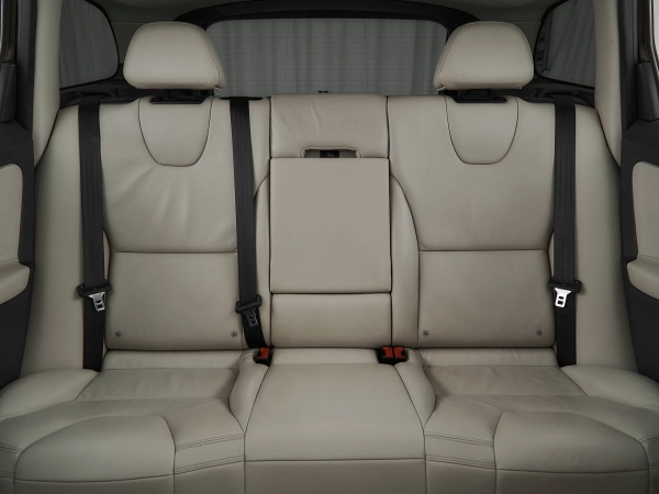 Volvo XC60, I Рестайлинг фото №19