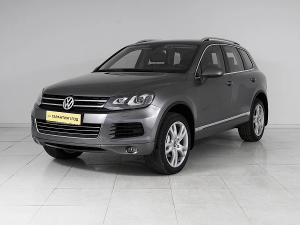Volkswagen Touareg, II фото №1