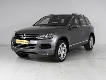 Volkswagen Touareg, II 2011  фото