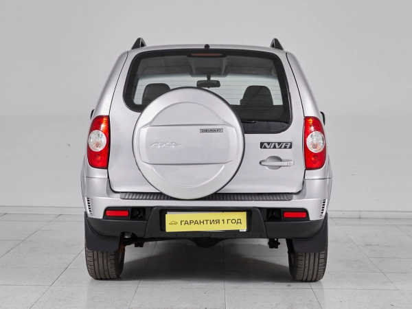 Chevrolet Niva, I Рестайлинг фото №5