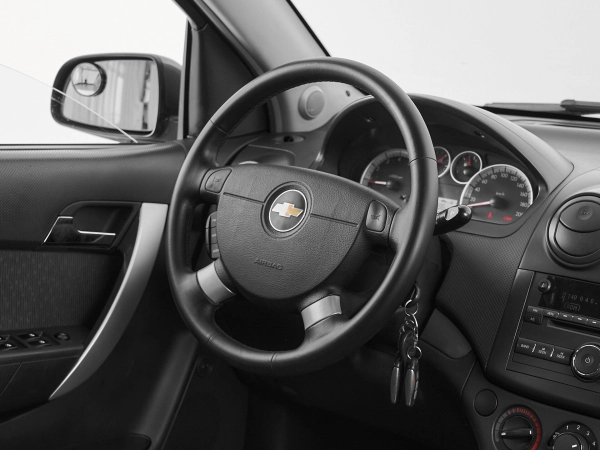 Chevrolet Aveo, I Рестайлинг фото №10