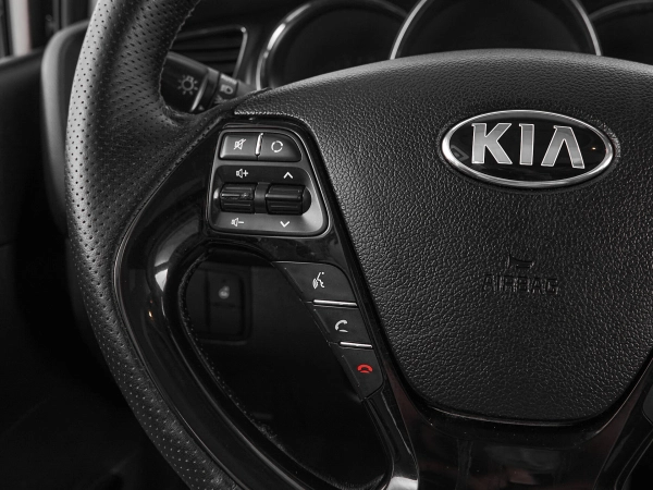 Kia Ceed, II фото №11