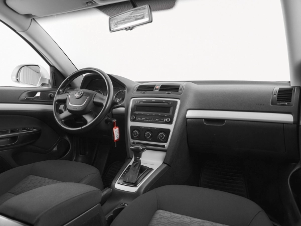 Skoda Octavia, II (A5) Рестайлинг фото №9
