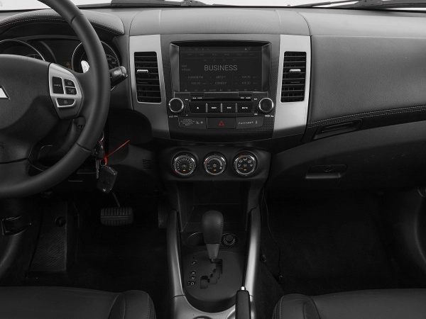 Mitsubishi Outlander, II Рестайлинг фото №15