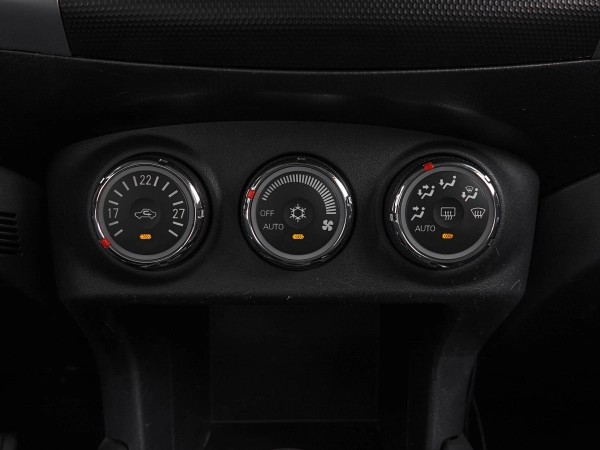 Mitsubishi Outlander, II Рестайлинг фото №17