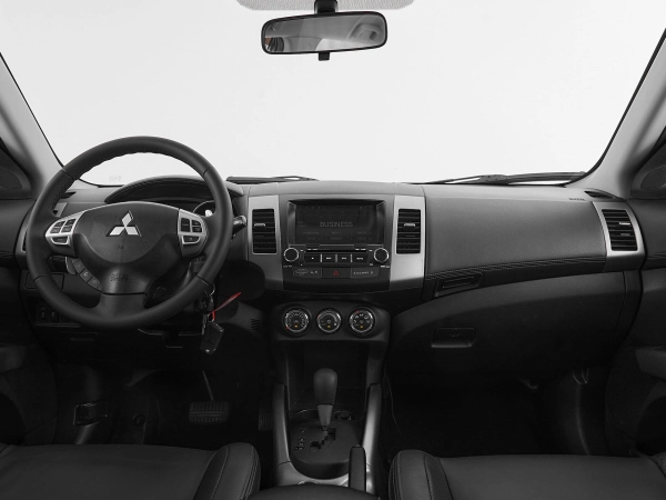 Mitsubishi Outlander, II Рестайлинг фото №8