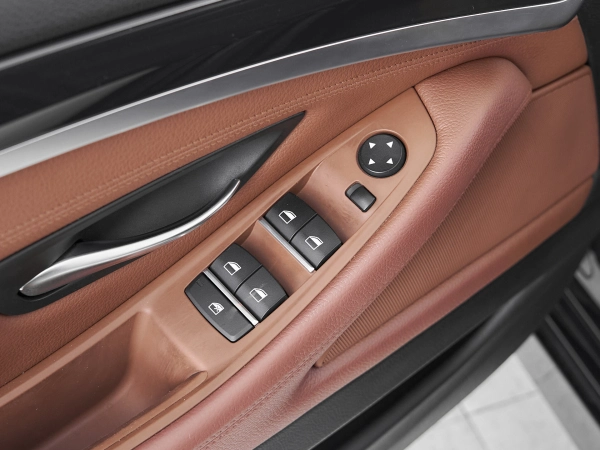 BMW 5 серии, VI (F10/F11/F07) Рестайлинг фото №13