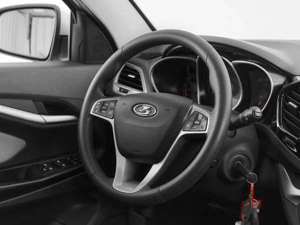 Lada (ВАЗ) Vesta, I фото №10