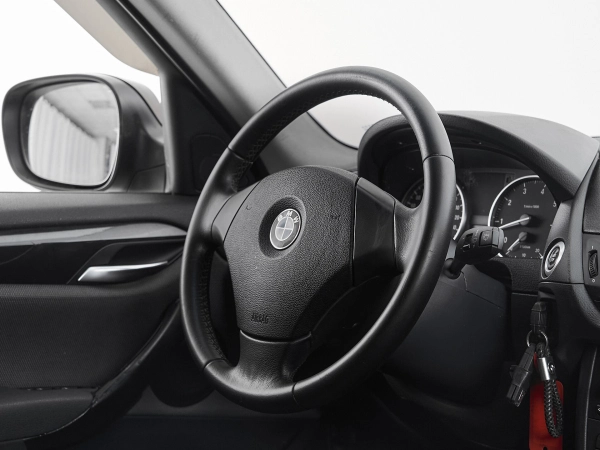 BMW X1, I (E84) фото №10