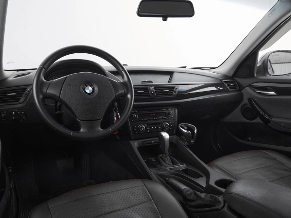 BMW X1, I (E84) фото №7