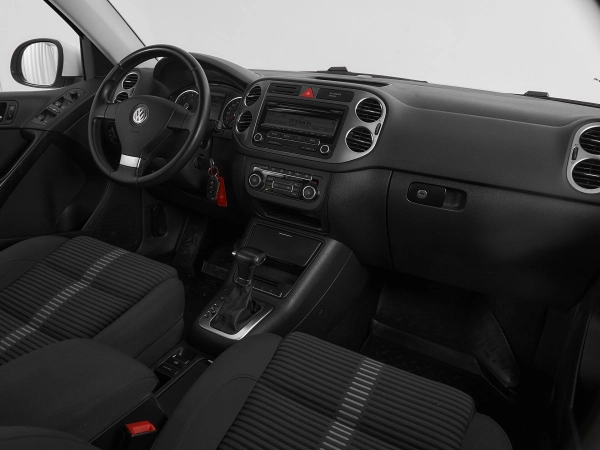 Volkswagen Tiguan, I фото №9