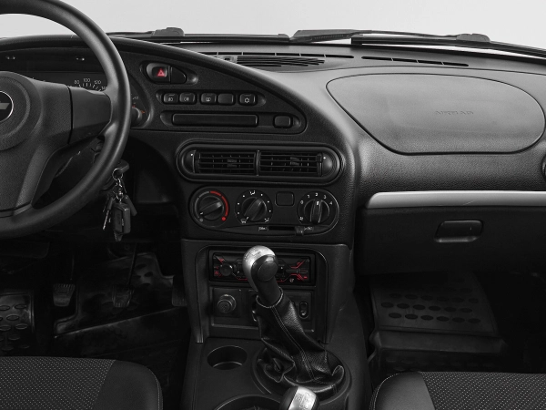 Chevrolet Niva, I Рестайлинг фото №11