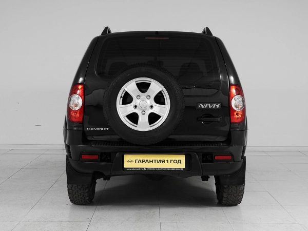 Chevrolet Niva, I Рестайлинг фото №5