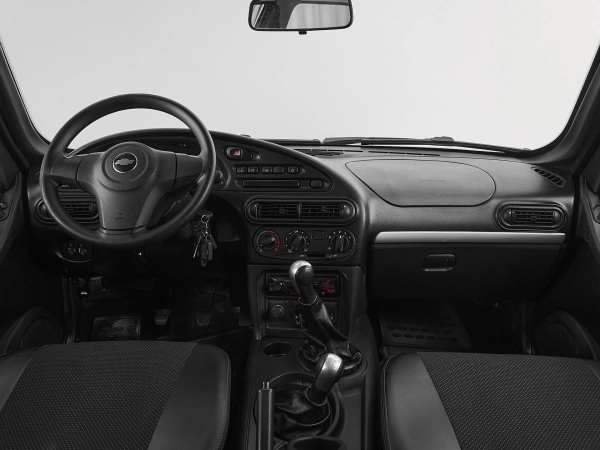 Chevrolet Niva, I Рестайлинг фото №8