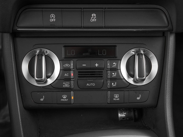 Audi Q3, I (8U) фото №15