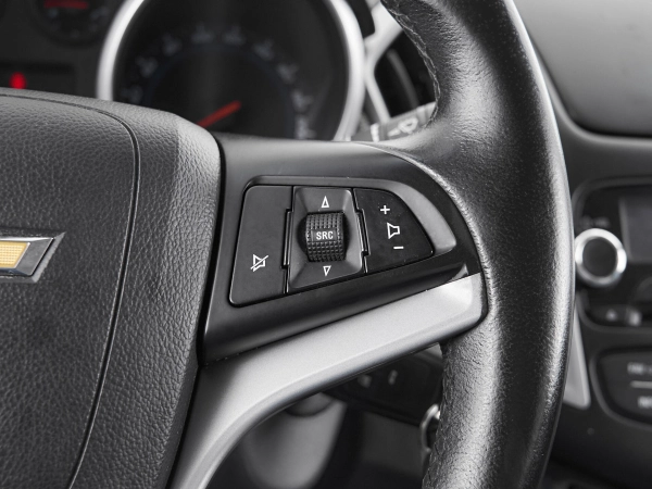 Chevrolet Cruze, I Рестайлинг фото №11