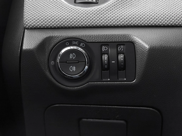 Chevrolet Cruze, I Рестайлинг фото №13