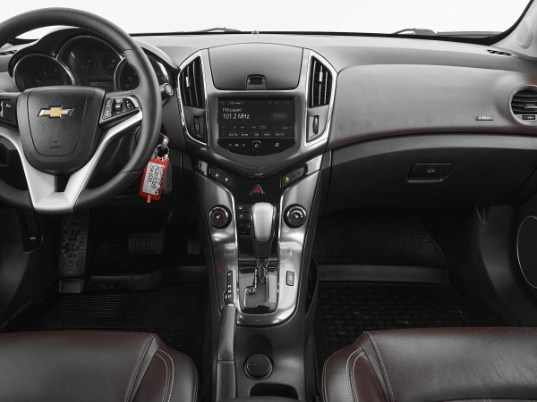 Chevrolet Cruze, I Рестайлинг фото №14