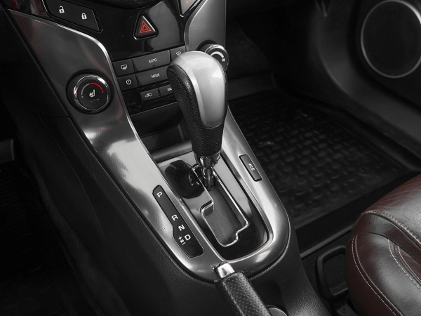 Chevrolet Cruze, I Рестайлинг фото №17